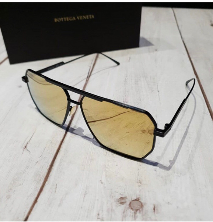 Bo*te*ga ve*ne*ta sunglasses 202304001
