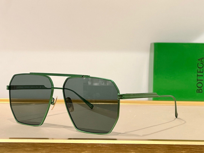 Bo*te*ga ve*ne*ta sunglasses 202304001