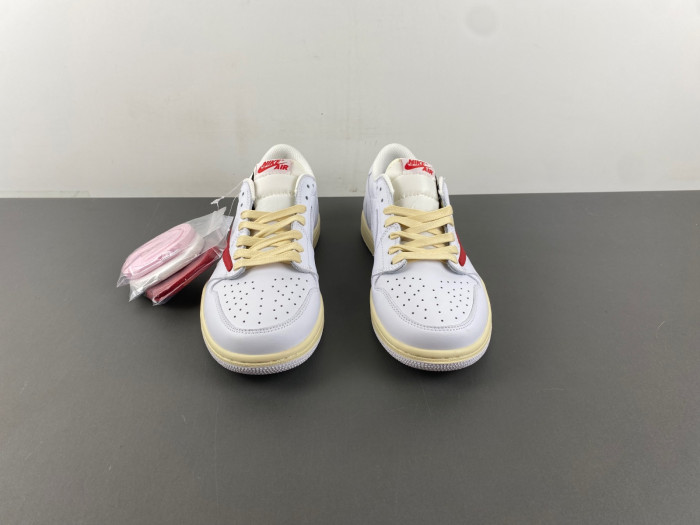 Travis Scott x Air Jordan 1 Low OG CQ4277-113