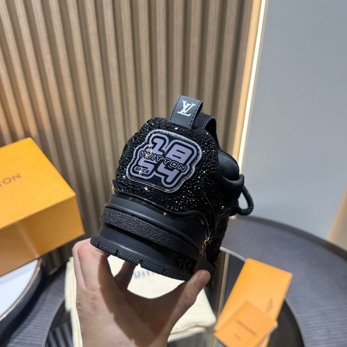 LOU1VTON SNEAKER