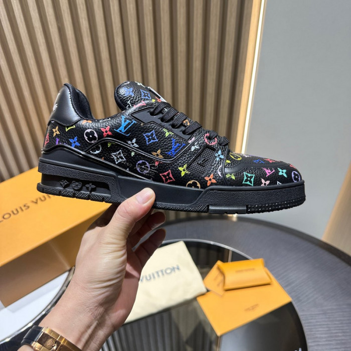LOU1VTON SNEAKER