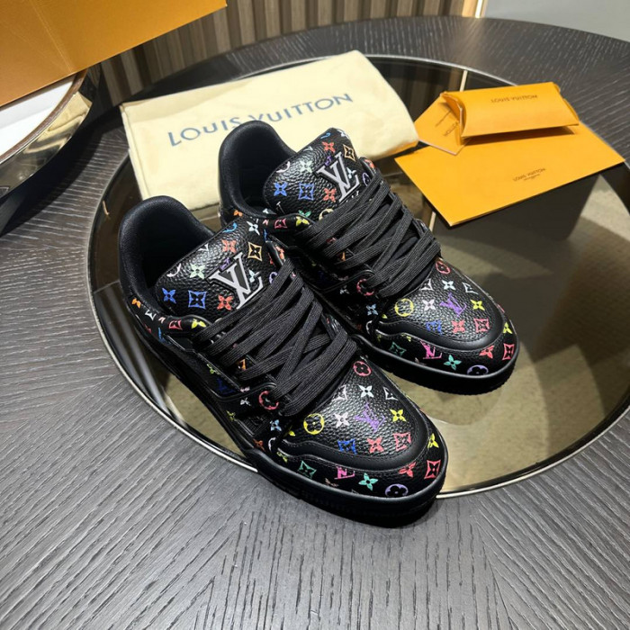 LOU1VTON SNEAKER