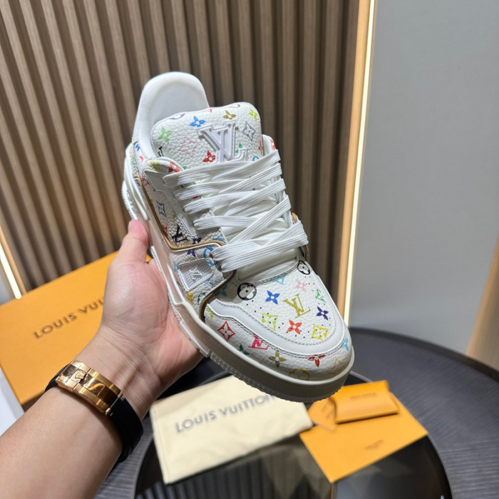 LOU1VTON SNEAKER
