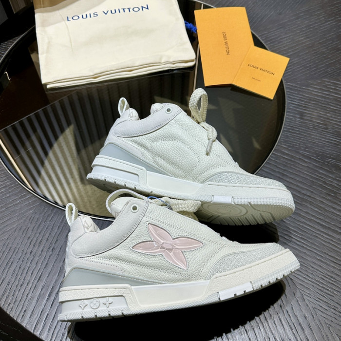 LOU1VTON SNEAKER