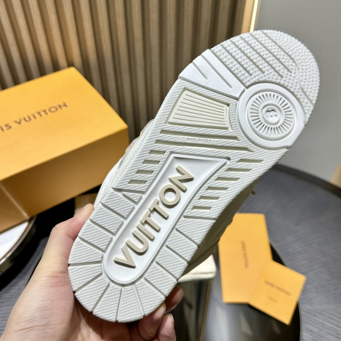 LOU1VTON SNEAKER