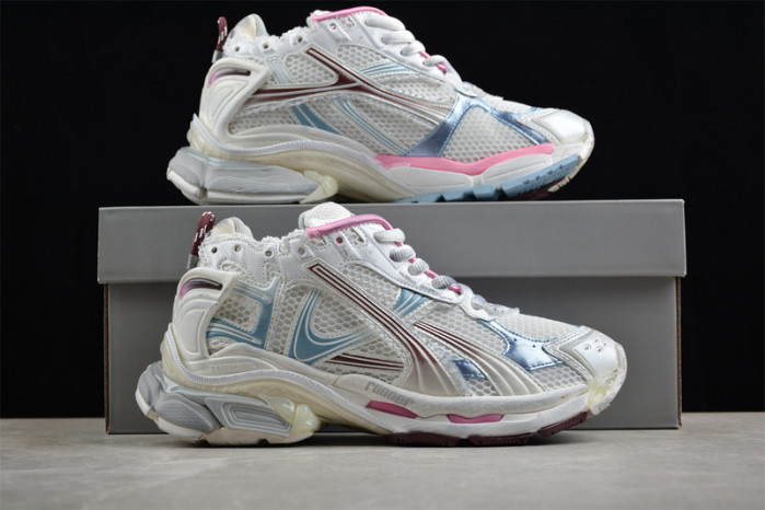 BLCG RUNNER SNEAKER