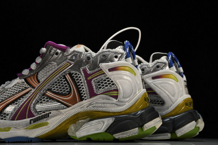 BLCG RUNNER SNEAKER