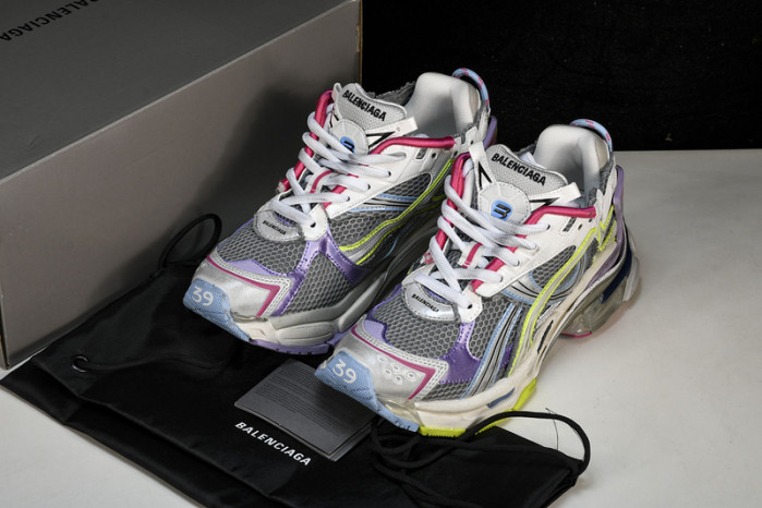 BLCG RUNNER SNEAKER