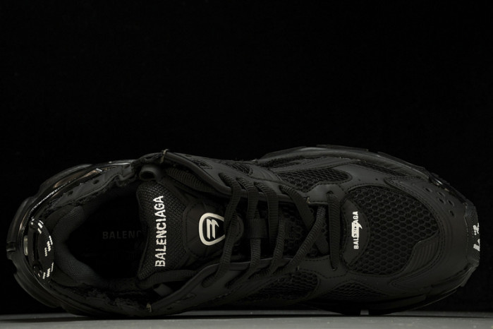 BLCG RUNNER SNEAKER