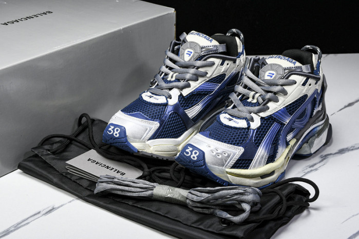 BLCG RUNNER SNEAKER