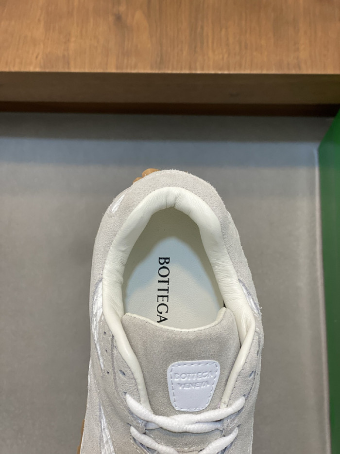 B0tte*a vene*ta orbit sneakers