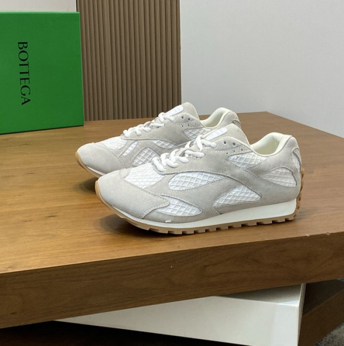 B0tte*a vene*ta orbit sneakers