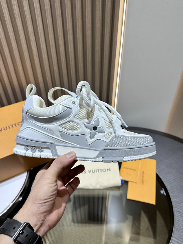 LOU1VTON SNEAKER