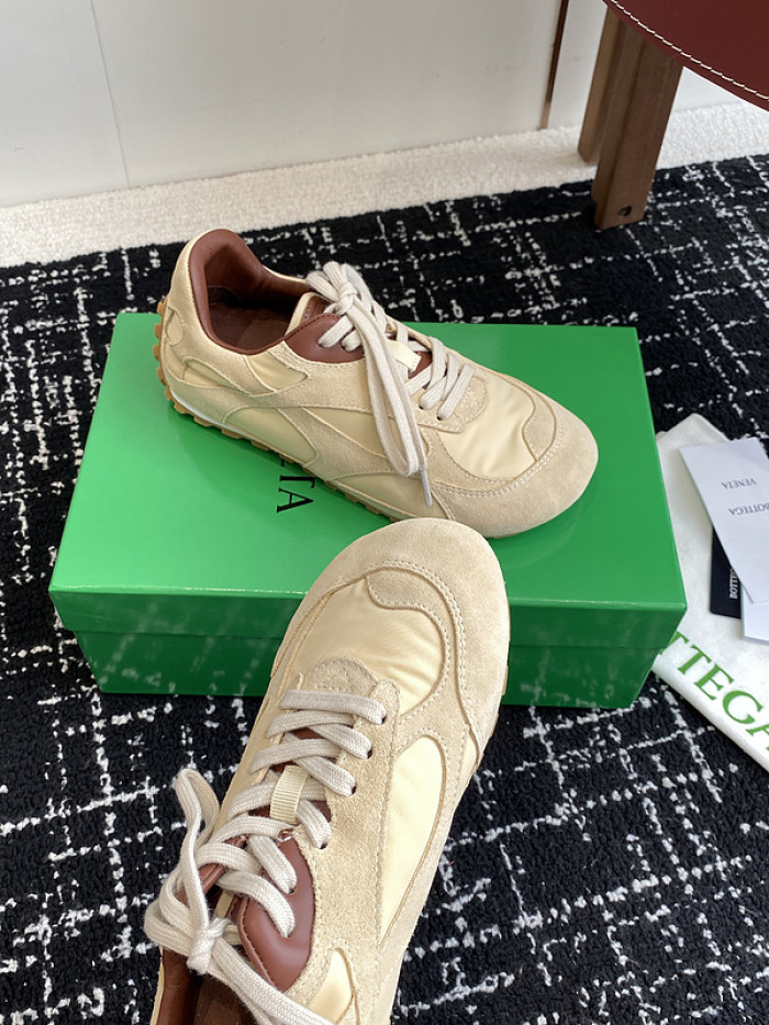 B0tte*a vene*ta orbit sneakers