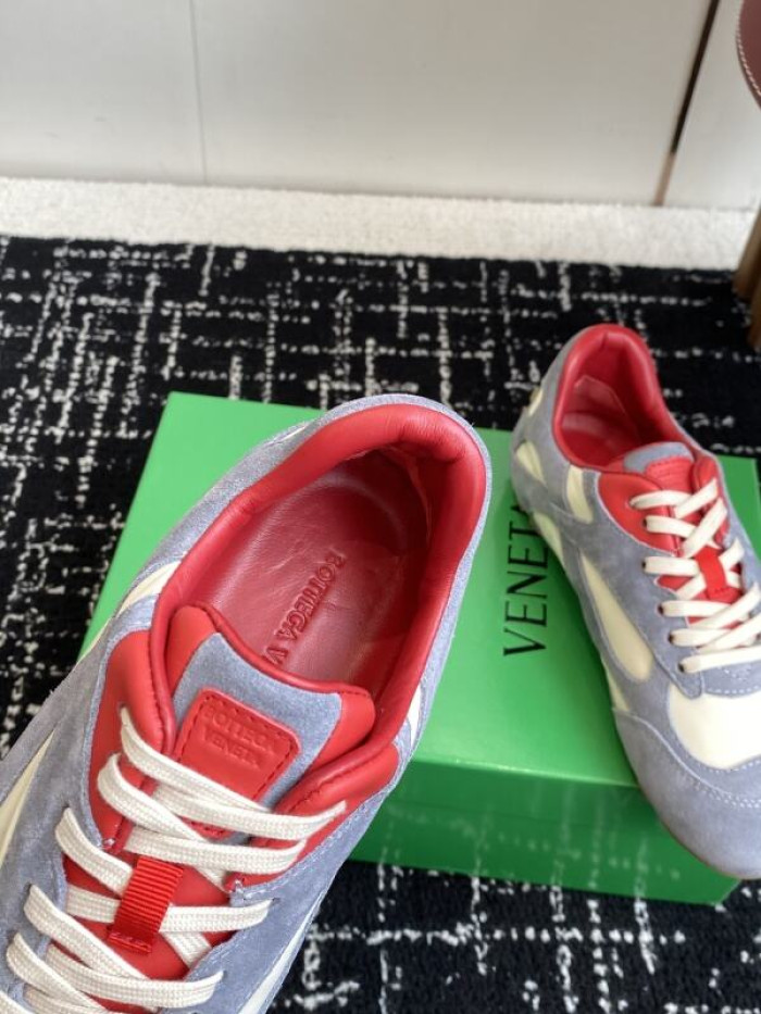 B0tte*a vene*ta orbit sneakers