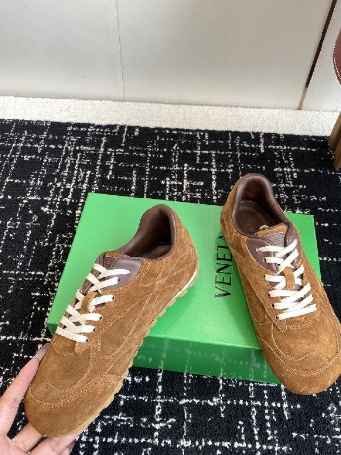B0tte*a vene*ta orbit sneakers