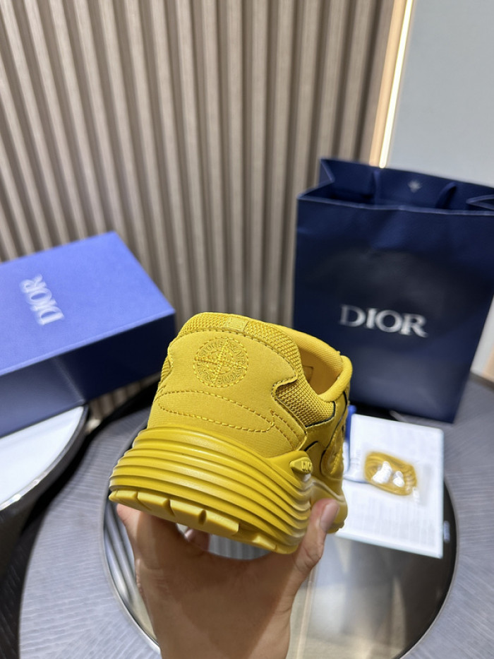 D1OR B30 SNEAKER