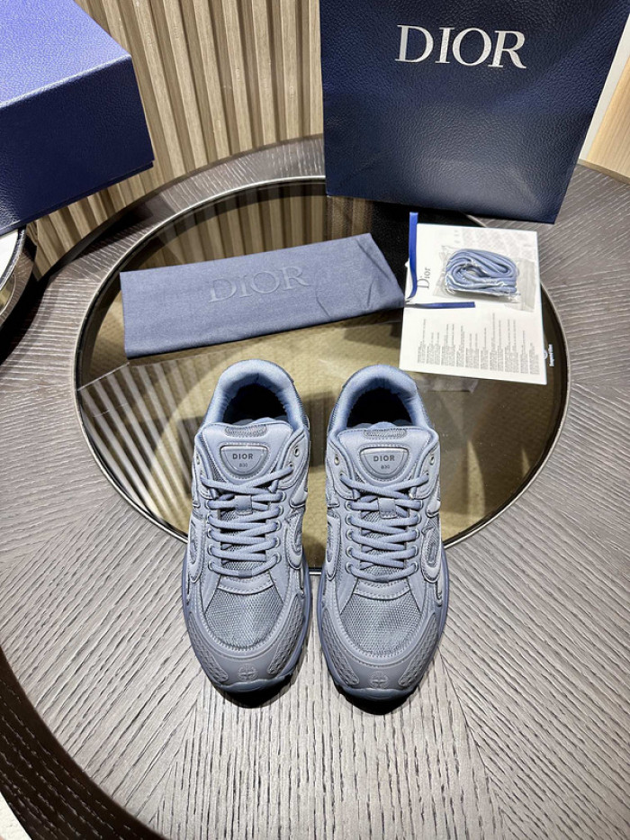 D1OR B30 SNEAKER