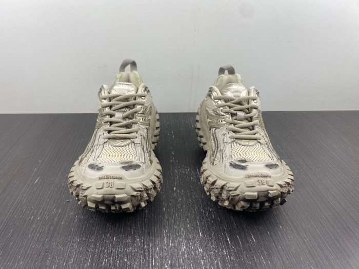 blc* defender sneaker