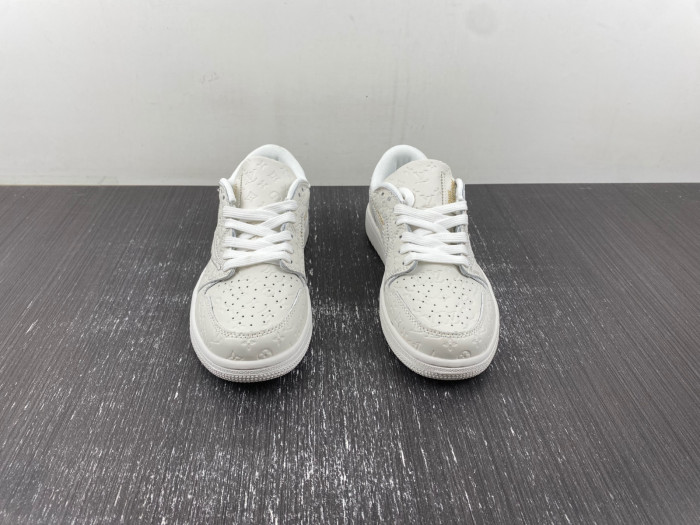 off-white x travis scott xlv x air jordan 1 cusT0m