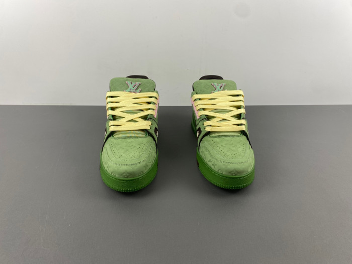 LOU1VTON trainer (EU47)