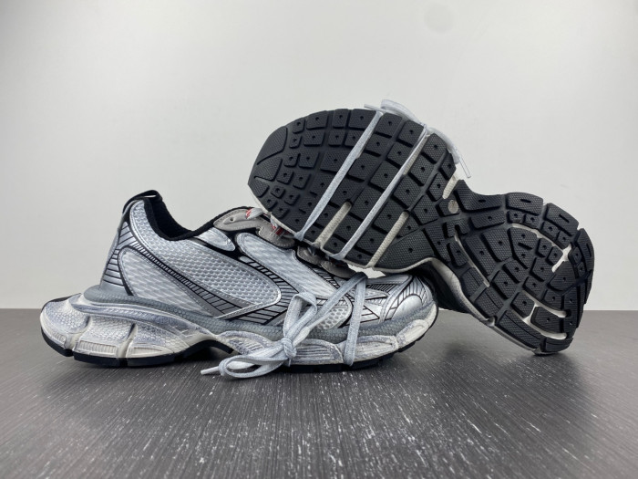 blc* 3xl sneaker