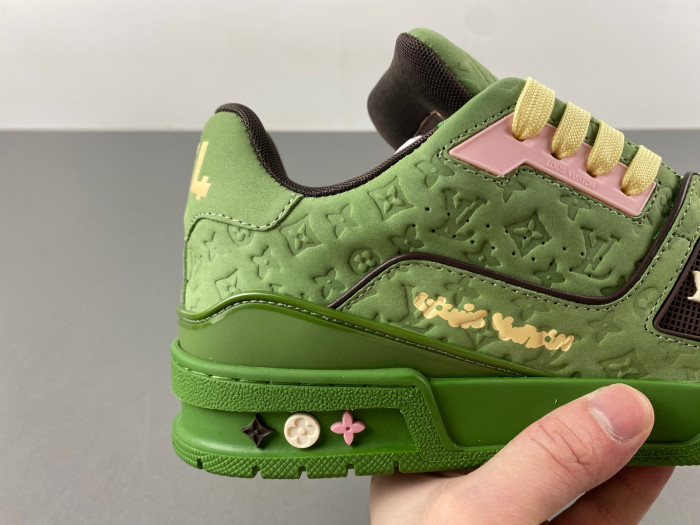 LOU1VTON trainer (EU47)