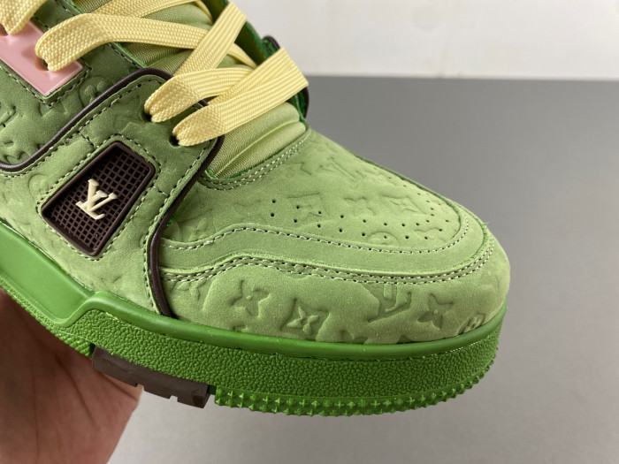 LOU1VTON trainer (EU47)
