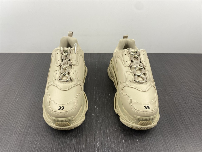 blc* triple s trainer