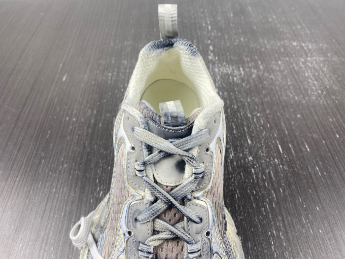 blc* 3xl sneaker
