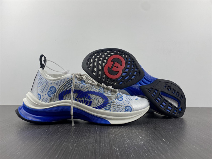 G*u*i1 run sneaker