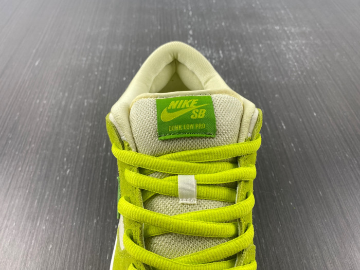 nike sb dunk low green apple dm0807-300