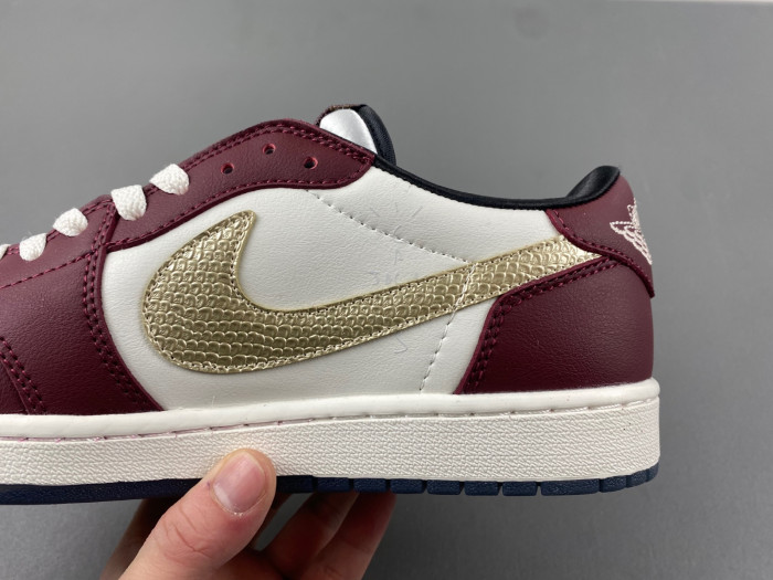 Travis Scott x Air Jordan 1 custom