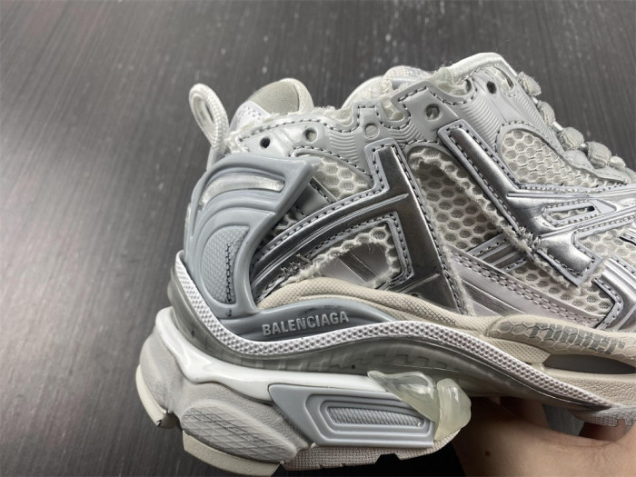 blcg runner sneaker
