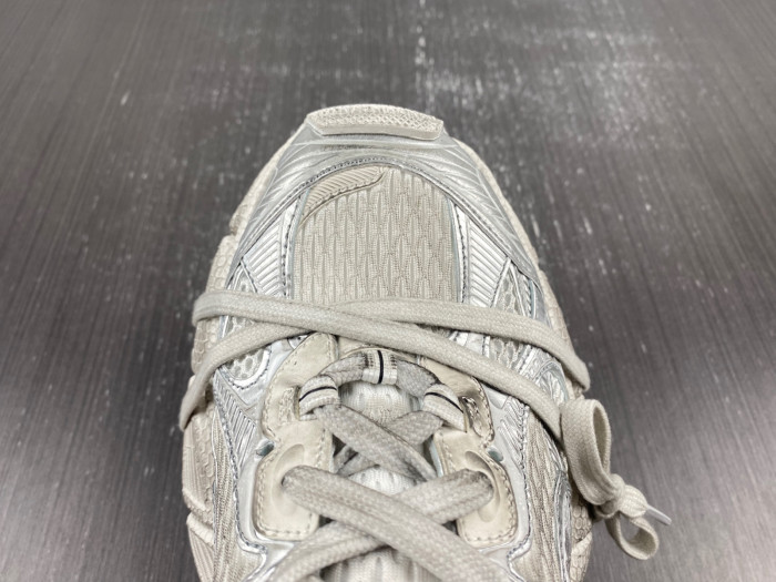 blc* 3xl sneaker