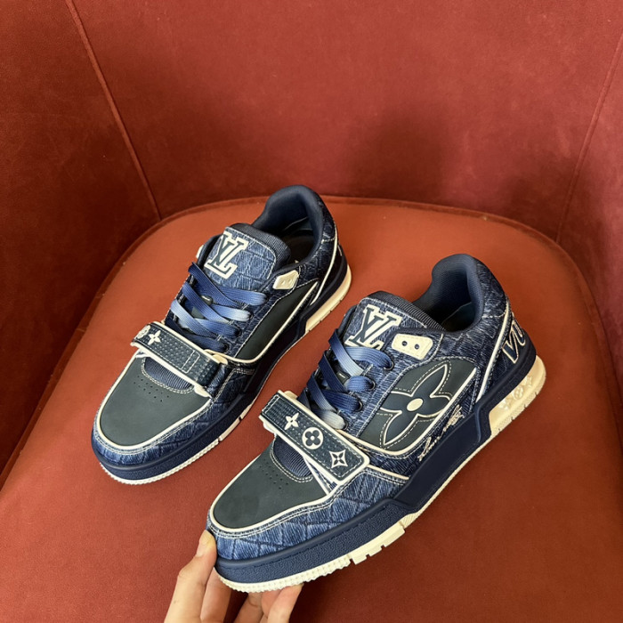 LOU1VTON SNEAKER