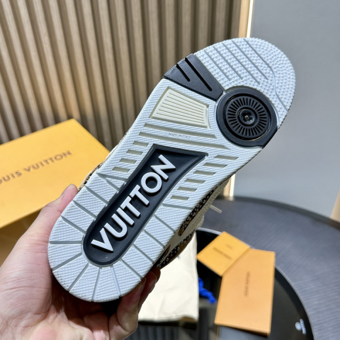 LOU1VTON SNEAKER