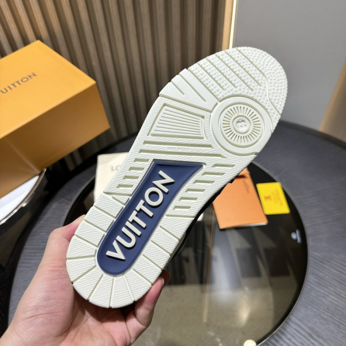 LOU1VTON SNEAKER