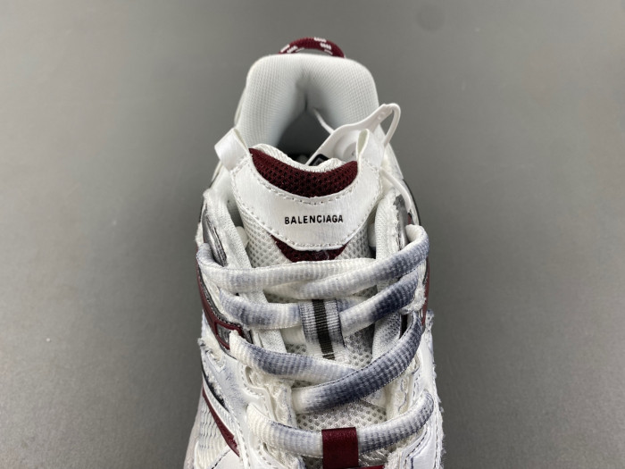 blcg runner sneaker