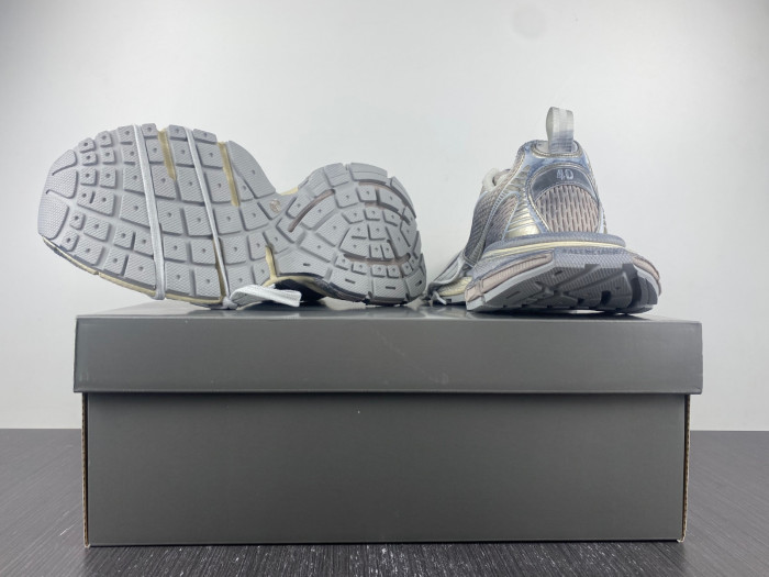 blc* 3xl sneaker