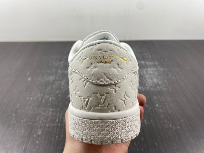 off-white x travis scott xlv x air jordan 1 cusT0m