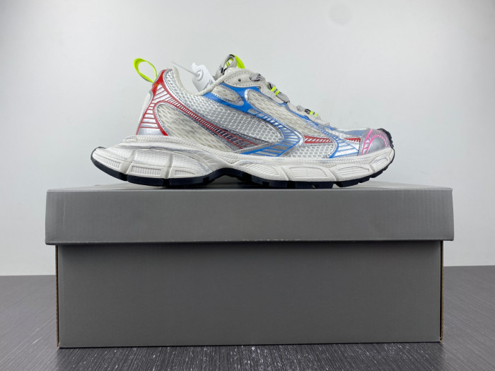 blc* 3xl sneaker