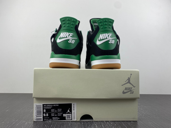 Nike SB x Air Jordan 4 customize