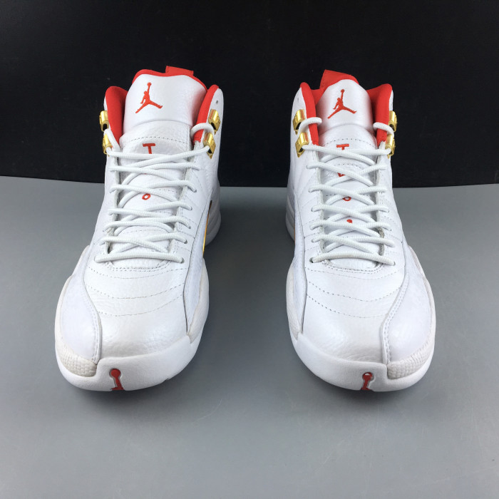 air jordan 12 retro hyper royal ao6068-004