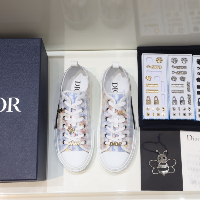 d1or b23 sneaker