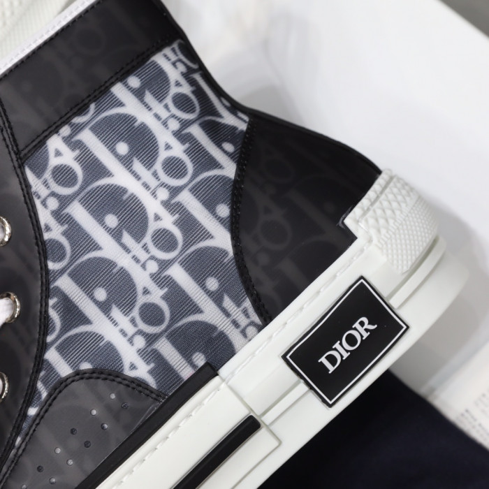 d1or b23 sneaker