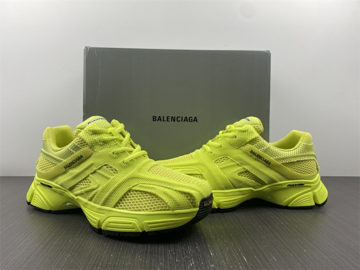 blc* phantom sneaker
