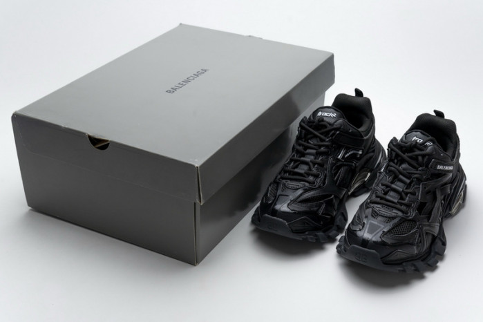 Ba*len*cia*ga track 2 sneaker black 570391 w2gn1 1000