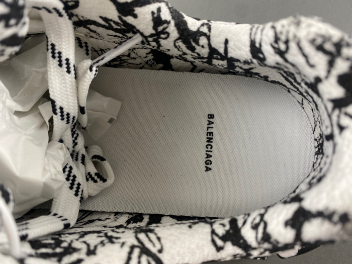 blc* 3xl sneaker