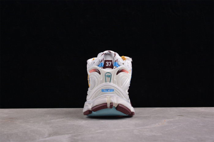 blcg runner sneaker